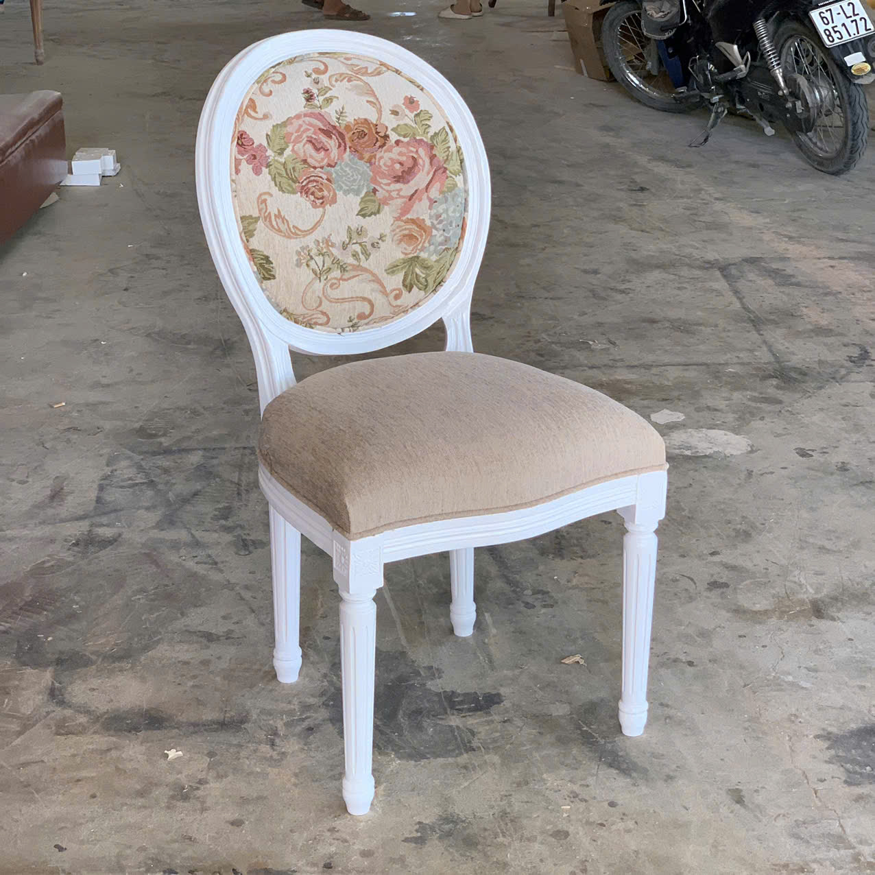 BỘ BÀN ĂN TÂN CỔ LOUIS 16 + GHẾ LOUIS 16 TỰA LƯNG OVAL